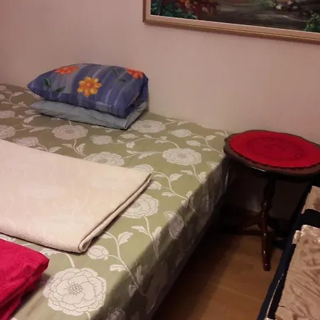 Next To Center, Beside Bus And Train Station, Safe And Cozy Place Pansiyon *
